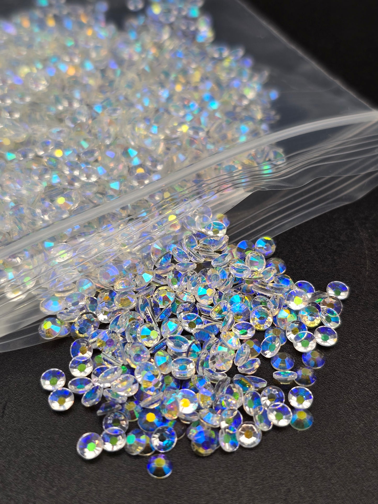 2000 x Resin & Jelly Flat Back Rhinestones 2-6mm Diamante Nail Art Craft Gems UK