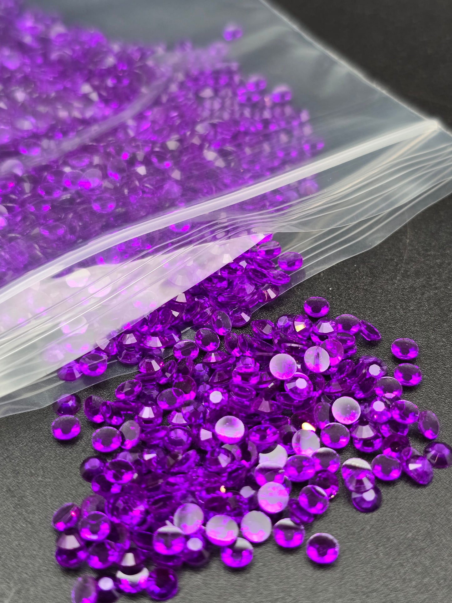 2000 x Resin & Jelly Flat Back Rhinestones 2-6mm Diamante Nail Art Craft Gems UK
