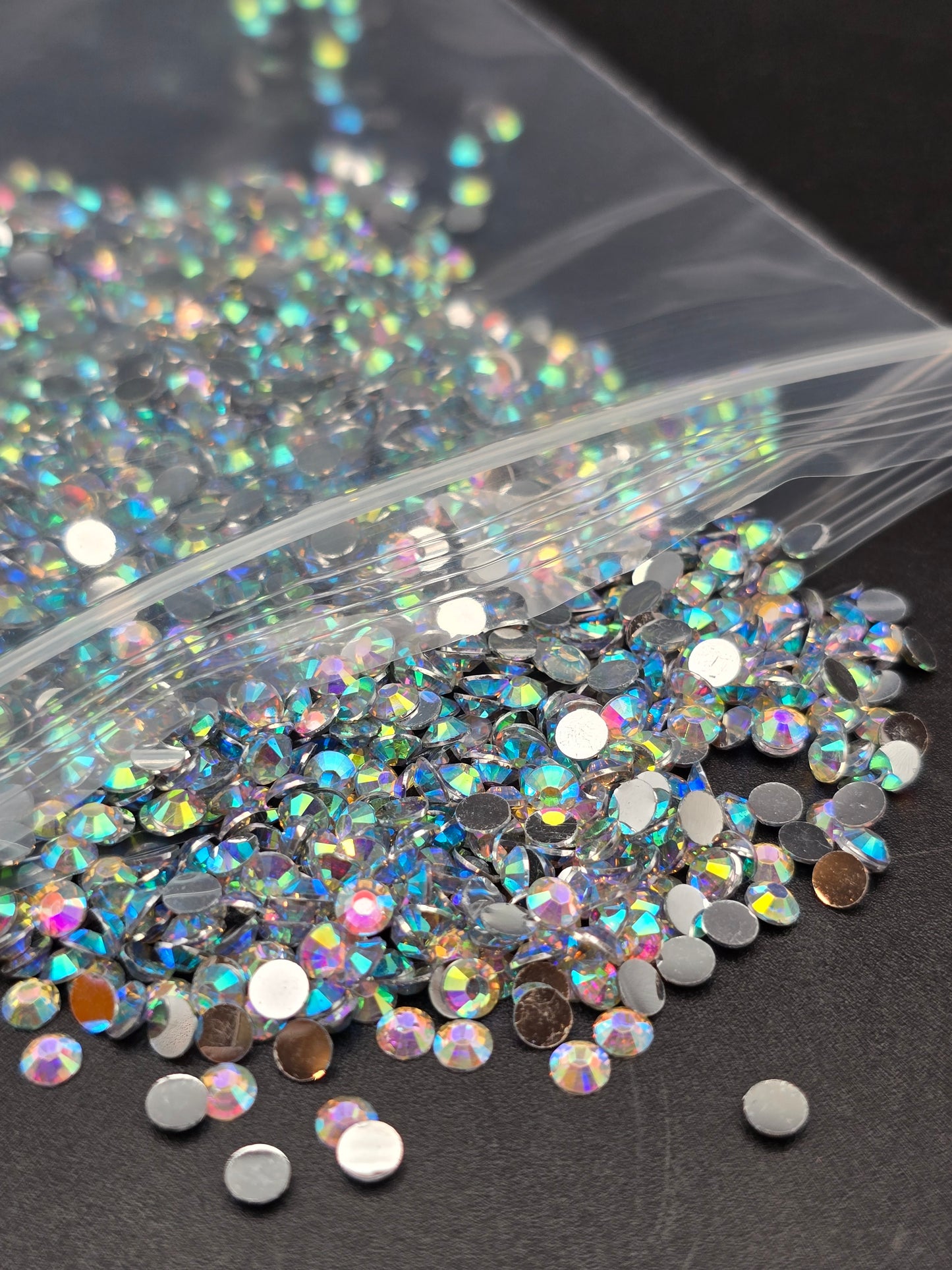 2000 x Resin & Jelly Flat Back Rhinestones 2-6mm Diamante Nail Art Craft Gems UK