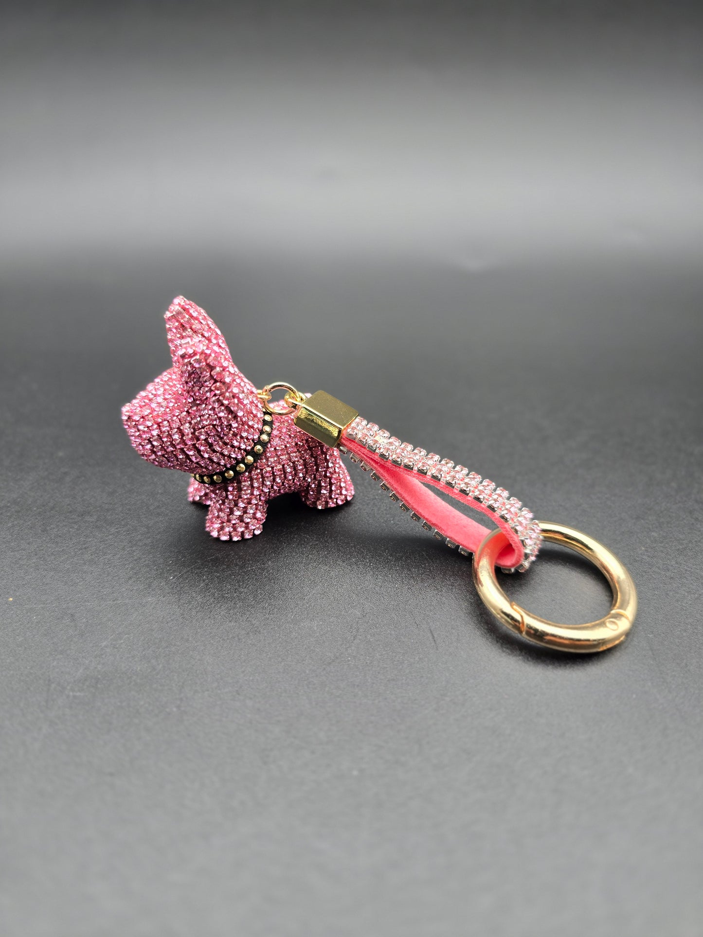 iamond Bulldog Keyring – Bling Crystal Dog Charm for Car Keys, Purse, Handbag, or Backpack – Cute Rhinestone Animal Keychain for Women & Dog Lovers