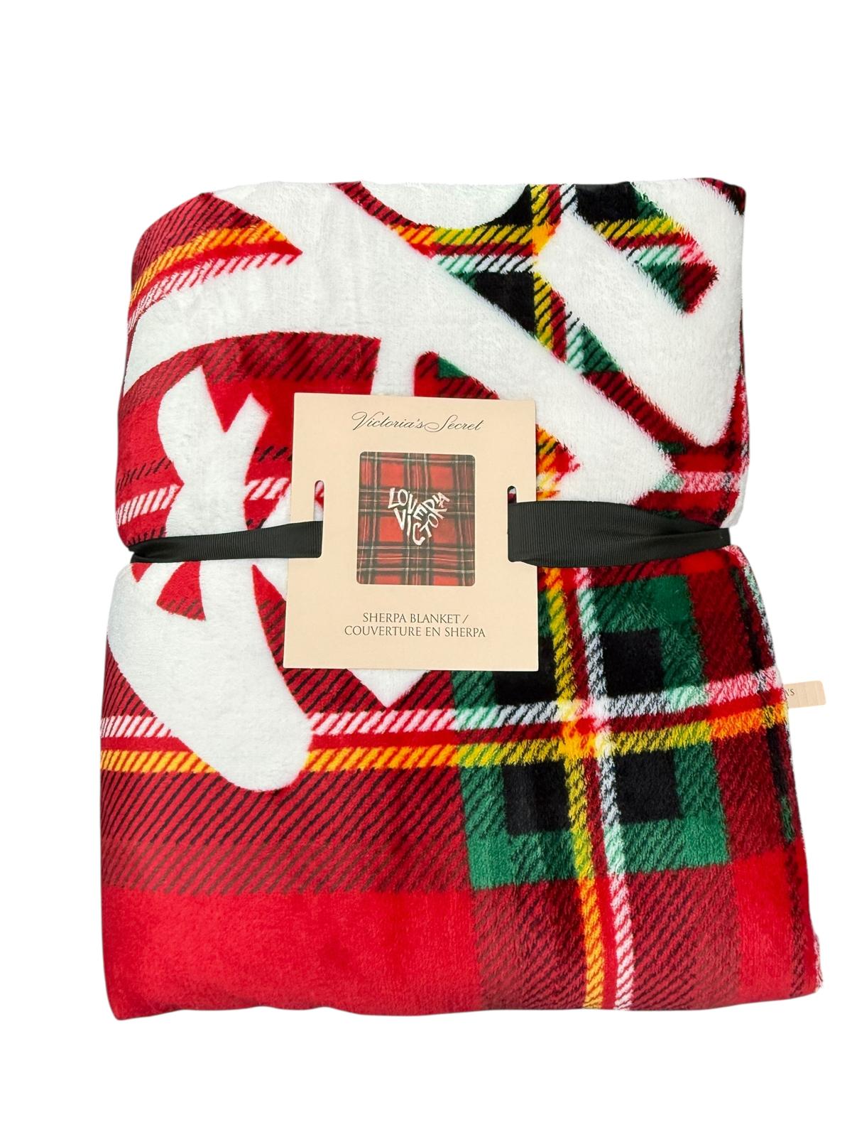 Victoria's Secret XMAS Holiday Edition Red Plaid Sherpa Blanket Brand New