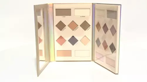 Avon mark. Supreme Eyeshadow Palette Playbook. 20 Matte & Shimmer Shades New